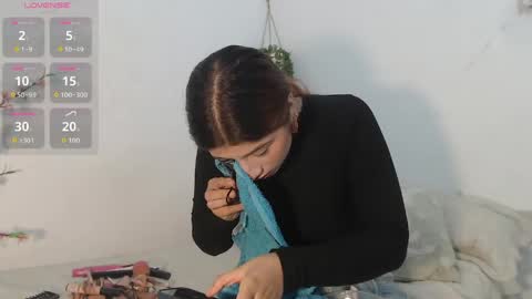 scarlet_100 online show from May 30, 2026, 12:41 am