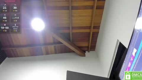 scarlet__jones_ online show from April 1, 2026, 4:02 am