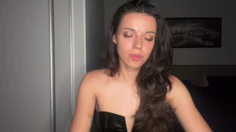Snapshot of scarlet_daisy_ chatting on July 2, 2026, 7:36 am Sophie online show from July 2, 2026, 7:36 am
