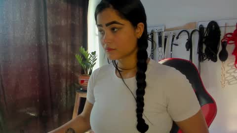 Snapshot of scarlet_kennedy98 chatting on December 11, 2024, 9:01 pm scarlet taylor kennedy online show from December 11, 2024, 9:01 pm