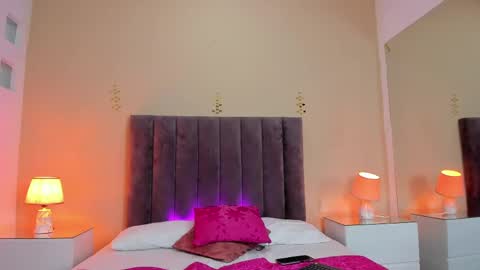 Snapshot of scarlet_pielcanela chatting on May 30, 2026, 8:17 pm Scarlet online show from May 30, 2026, 8:17 pm