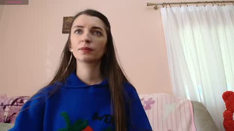 Scarlet online show from April 25, 2026, 1:41 pm