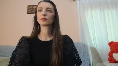 Scarlet online show from May 10, 2026, 9:47 am
