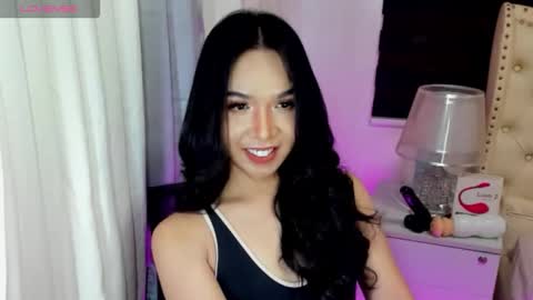 scarlet_sweet6969 online show from October 3, 2025, 2:14 pm