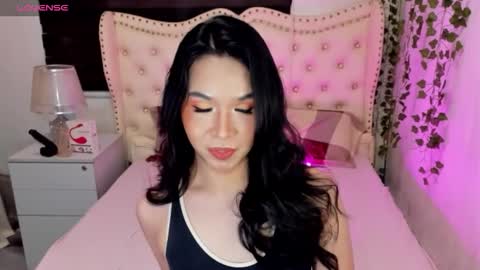 scarlet_sweet6969 online show from October 9, 2025, 1:42 pm