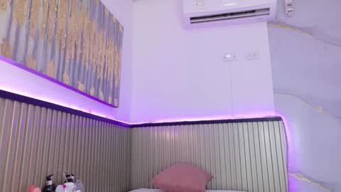 scarlet_vixen_ online show from March 7, 2026, 2:25 pm