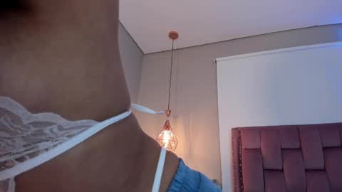 scarlet_vixen_ online show from March 25, 2026, 1:17 pm