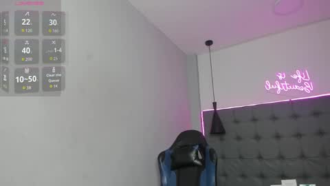 Snapshot of scarletcherry18 chatting on April 20, 2026, 2:47 am scarlet online show from April 20, 2026, 2:47 am