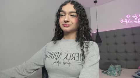 Snapshot of scarletcherry18 chatting on May 11, 2026, 3:56 am scarlet online show from May 11, 2026, 3:56 am