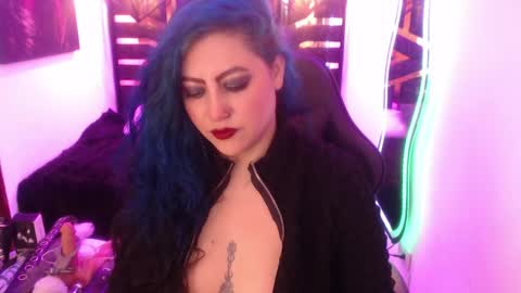 Snapshot of scarleth_bluee chatting on May 18, 2026, 4:07 am Scarleth online show from May 18, 2026, 4:07 am