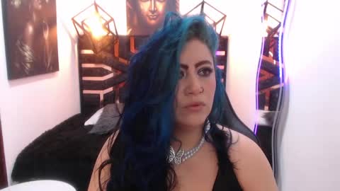 Snapshot of scarleth_bluee chatting on May 20, 2026, 3:02 am Scarleth online show from May 20, 2026, 3:02 am