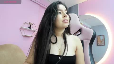 Snapshot of scarleth_kiss_ chatting on December 5, 2025, 6:15 pm Scarleth online show from December 5, 2025, 6:15 pm