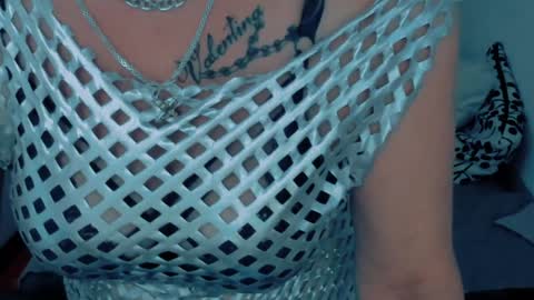 S C A R L E T online show from December 18, 2024, 6:03 pm