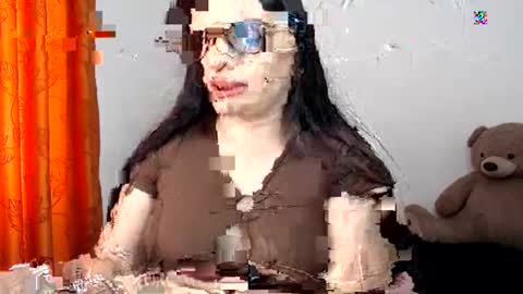 Snapshot of scarletlux_ chatting on March 19, 2026, 6:01 pm Scarlet online show from March 19, 2026, 6:01 pm