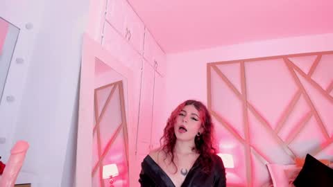 Snapshot of scarletpunk_ chatting on December 2, 2024, 3:03 pm Scarlet online show from December 2, 2024, 3:03 pm