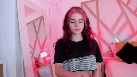 Snapshot of scarletpunk_ chatting on January 11, 2025, 12:07 pm Scarlet online show from January 11, 2025, 12:07 pm