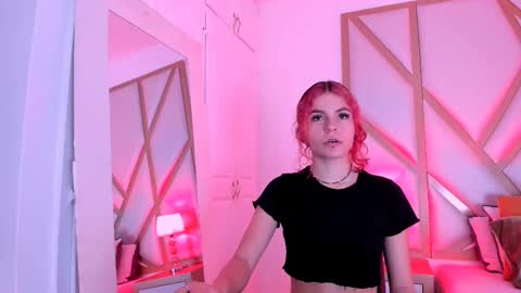 Snapshot of scarletpunk_ chatting on February 12, 2025, 12:22 pm Scarlet online show from February 12, 2025, 12:22 pm