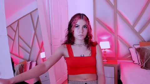 Snapshot of scarletpunk_ chatting on February 13, 2025, 1:15 pm Scarlet online show from February 13, 2025, 1:15 pm