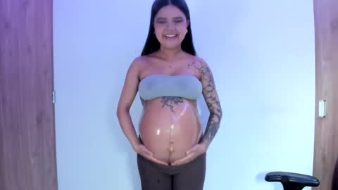 scarletrosee27 online show from November 1, 2025, 6:21 pm