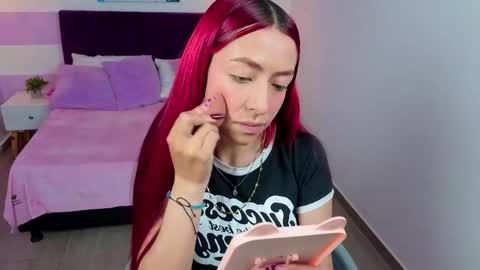 Scarlett online show from May 21, 2026, 1:29 pm