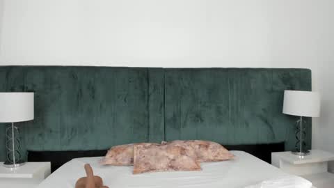 scarlett__noir online show from March 28, 2026, 7:35 pm