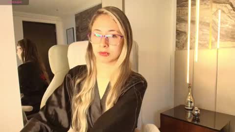 Snapshot of scarlett_bellmont chatting on March 20, 2026, 11:59 am Scarlett online show from March 20, 2026, 11:59 am