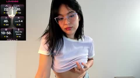 Scarlett Blunt online show from August 4, 2026, 1:25 pm
