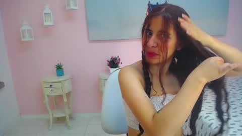 Scarlett online show from February 26, 2026, 12:26 pm