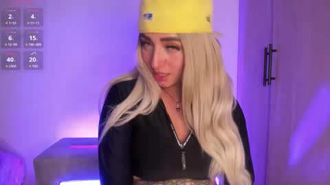 Snapshot of scarlett_collins_ chatting on November 5, 2025, 5:51 am SCARLETT COLLINS online show from November 5, 2025, 5:51 am