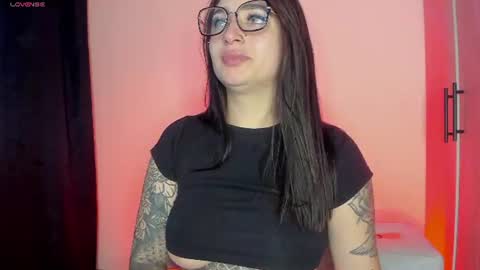 SCARLETT COLLINS online show from June 22, 2026, 1:52 pm