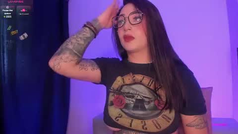 SCARLETT COLLINS online show from June 30, 2026, 1:56 pm