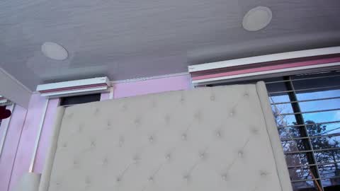 Snapshot of scarlett_leblanc_ chatting on February 16, 2026, 12:01 pm scarlett_leblanc_ online show from February 16, 2026, 12:01 pm