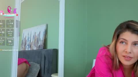 Snapshot of scarlett_moore_ chatting on May 31, 2026, 7:04 pm Scarlett online show from May 31, 2026, 7:04 pm