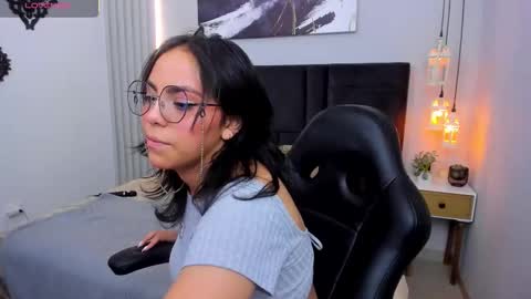 Snapshot of scarlett_musik chatting on February 22, 2026, 5:08 am Scarllett online show from February 22, 2026, 5:08 am