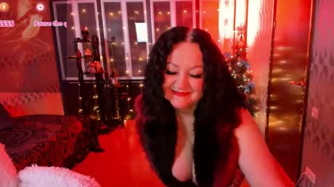 Snapshot of scarlett_ohara_1861 chatting on December 21, 2024, 5:40 pm Scarlett online show from December 21, 2024, 5:40 pm