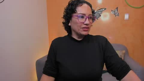 Scarlett sax online show from April 17, 2026, 11:19 pm