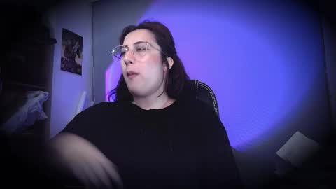 Snapshot of scarlett_sen chatting on May 28, 2026, 3:31 pm Mistress Scarlett online show from May 28, 2026, 3:31 pm
