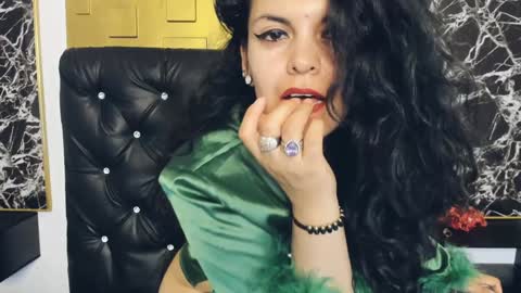 Snapshot of scarlett_w0lf chatting on December 20, 2024, 9:06 pm Scarlett online show from December 20, 2024, 9:06 pm