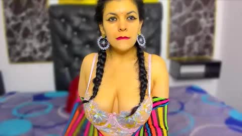 Snapshot of scarlett_w0lf chatting on October 3, 2025, 3:20 pm Scarlett online show from October 3, 2025, 3:20 pm