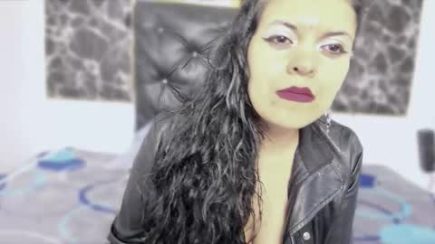 Snapshot of scarlett_w0lf chatting on November 10, 2025, 3:44 pm Scarlett online show from November 10, 2025, 3:44 pm