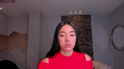 Snapshot of scarlettblaze1 chatting on December 23, 2025, 10:02 am Sacrlett Blaze online show from December 23, 2025, 10:02 am