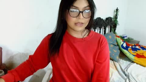 Snapshot of scarlette_mason_1 chatting on December 18, 2024, 11:30 pm KARLA online show from December 18, 2024, 11:30 pm