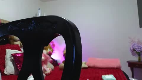 Snapshot of scarletteowens chatting on December 4, 2024, 12:36 pm Scarlette online show from December 4, 2024, 12:36 pm