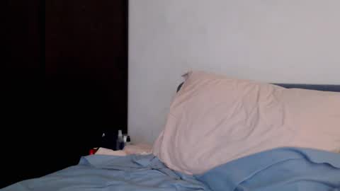 Scarlett online show from October 24, 2025, 4:25 pm