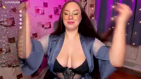 Snapshot of scarlettvaughn chatting on February 25, 2026, 7:23 pm Scarlett online show from February 25, 2026, 7:23 pm