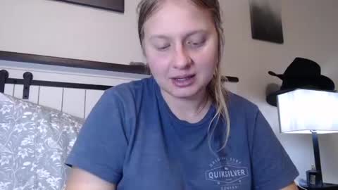 Snapshot of scartit chatting on July 10, 2026, 11:18 pm ScarTit Bernhard online show from July 10, 2026, 11:18 pm