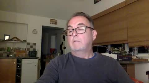 Snapshot of scbiggersballs chatting on May 24, 2026, 3:44 am scbiggersballs online show from May 24, 2026, 3:44 am