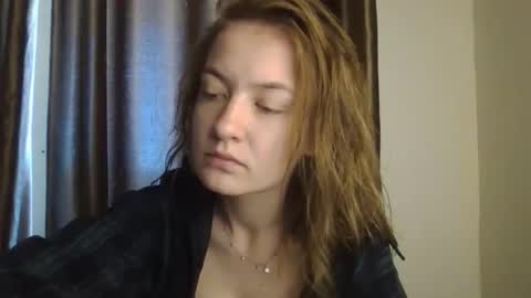 Snapshot of scented_elsa chatting on April 24, 2026, 6:49 am Elsa online show from April 24, 2026, 6:49 am