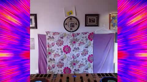 Snapshot of sch00lgirlass chatting on December 20, 2025, 6:04 pm sch00lgirlass online show from December 20, 2025, 6:04 pm