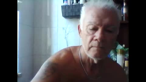 schizzodoro online show from September 12, 2025, 6:57 am